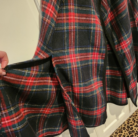 Ralph Lauren Plaid Caplet - Picture 2 of 3
